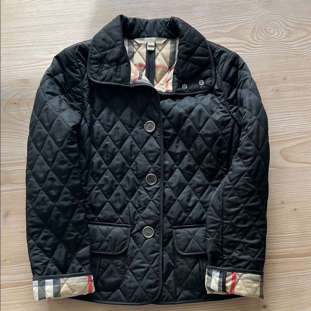Burberry Black Quilted Jacket with Plaid Lining